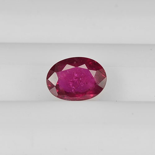 0.84 cts Natural Thai Ruby Loose Gemstone Oval Cut