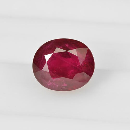 3.22 cts Natural Madagascar Ruby Loose Gemstone Oval Cut | GRS Certified