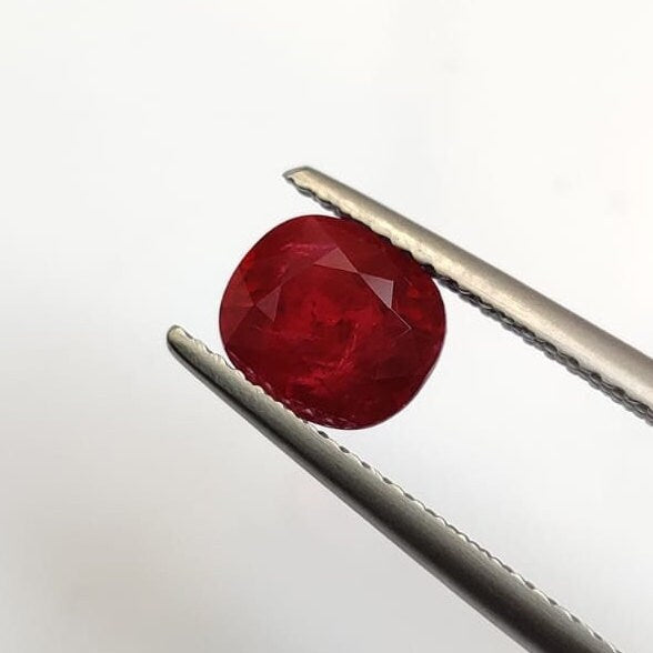 2.02 Cts Natural Ruby Loose Gemstone Cushion Cut