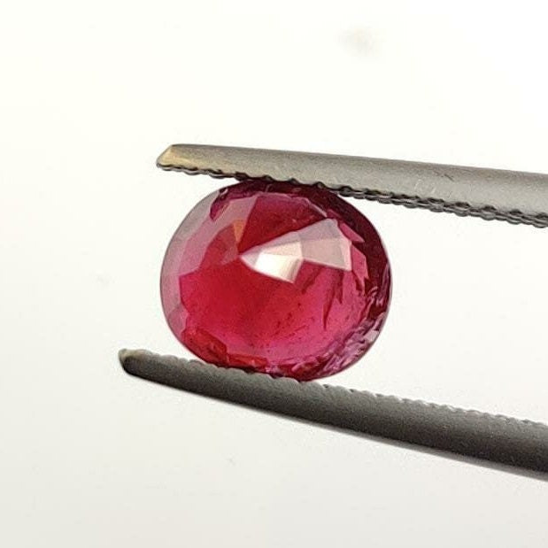 2.03 Cts Natural Ruby Loose Gemstone Oval Cut