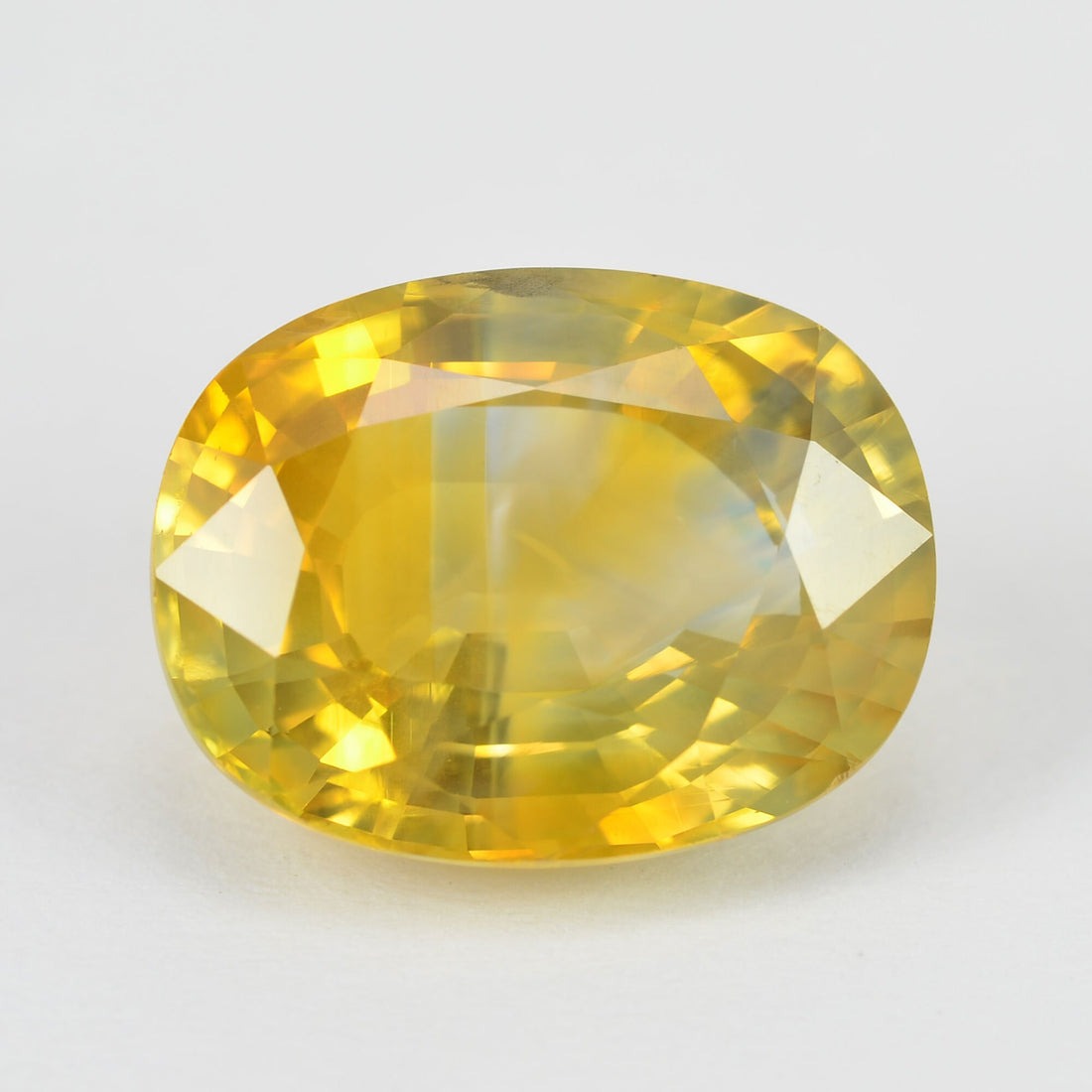 5.65 cts Natural Yellow Sapphire Loose Gemstone Oval Cut