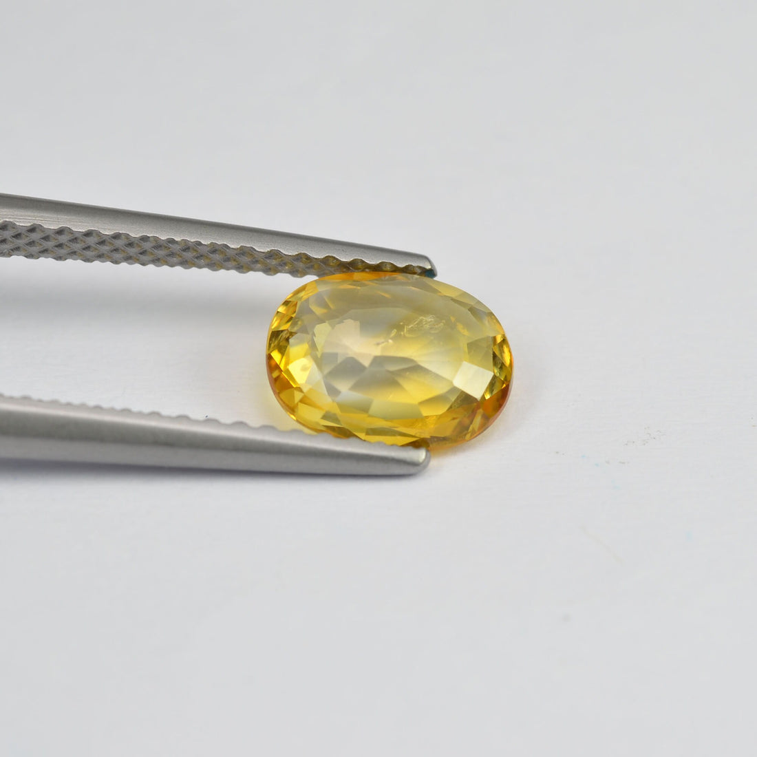 1.06 cts Natural Yellow Sapphire Loose Gemstone Oval Cut