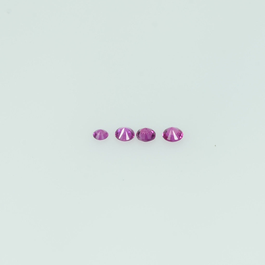 1.4-1.7 mm Natural Pink Sapphire Loose Gemstone Round Diamond Cut Vs Quality AA Color