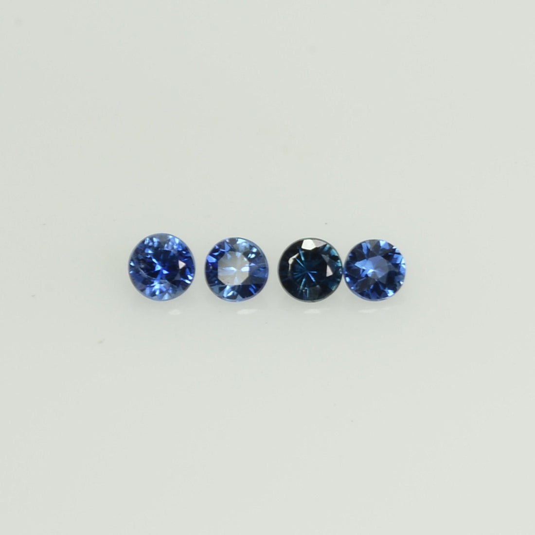 2.3-3.6 mm Natural Blue Sapphire Loose Gemstone Round Diamond Cut Cleanish Quality Color