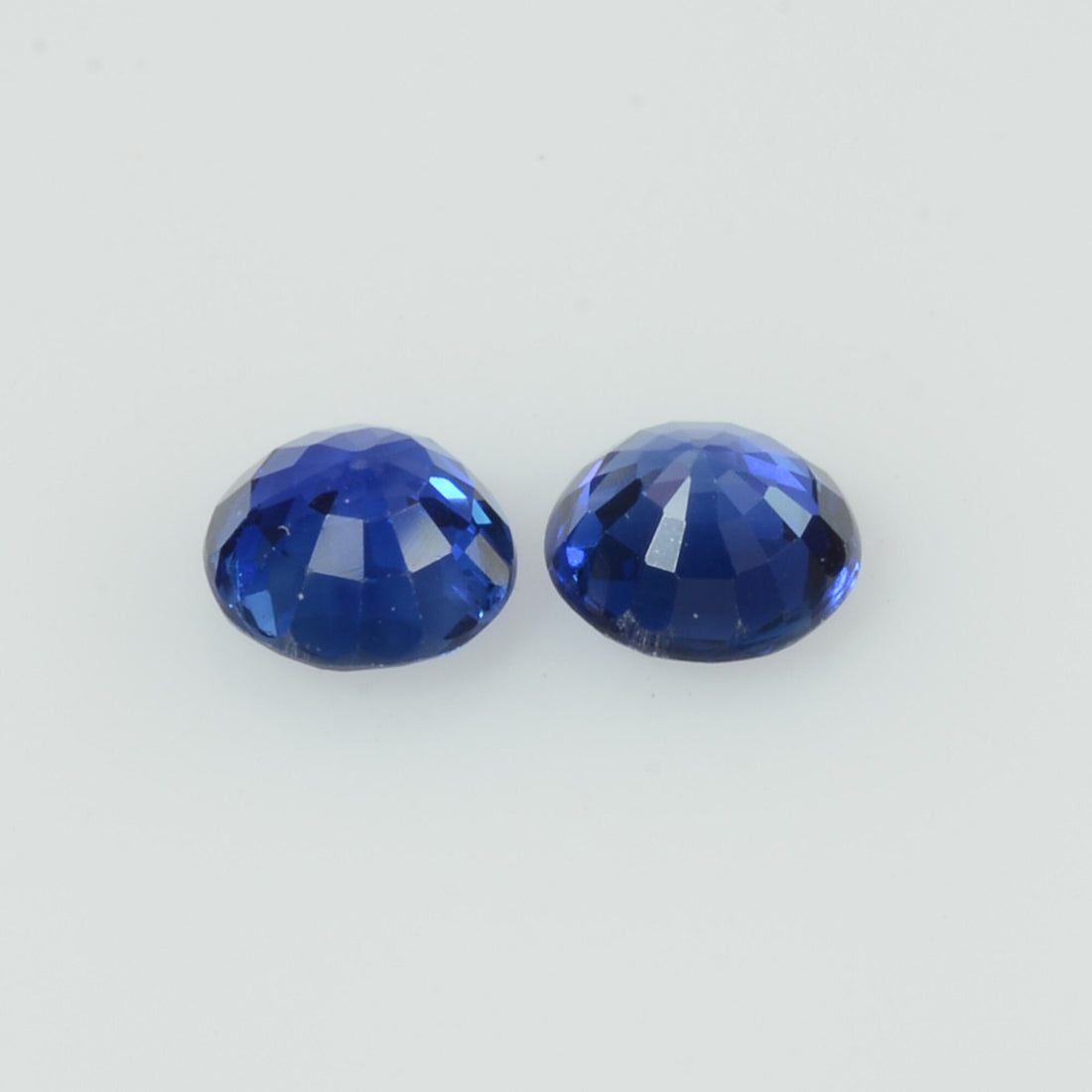 4.1-4.2 mm Natural Blue Sapphire Loose Gemstone Round Diamond Cut