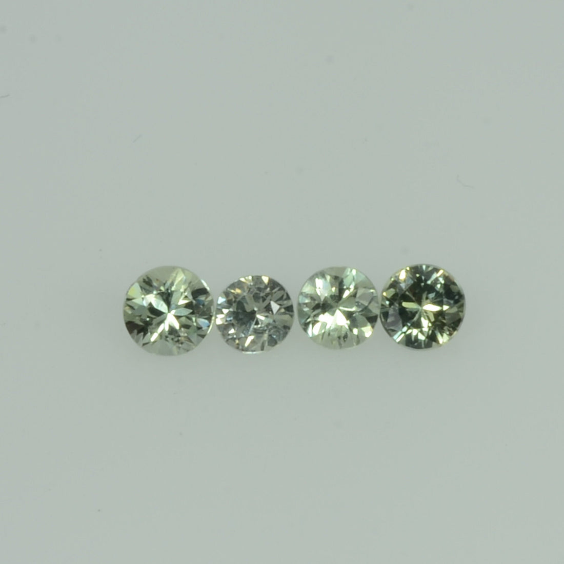 1.4-3.0 mm Natural Greenish Yellow Sapphire Loose Gemstone Round Diamond Cut Vs Quality Color