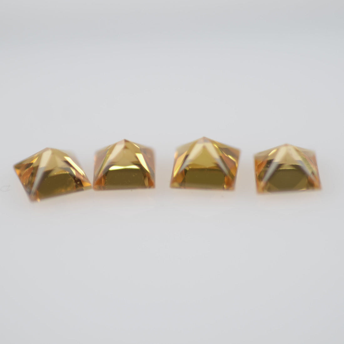 2.8-3.2 mm Natural Calibrated Yellow Sapphire Loose Gemstone Princess Cut